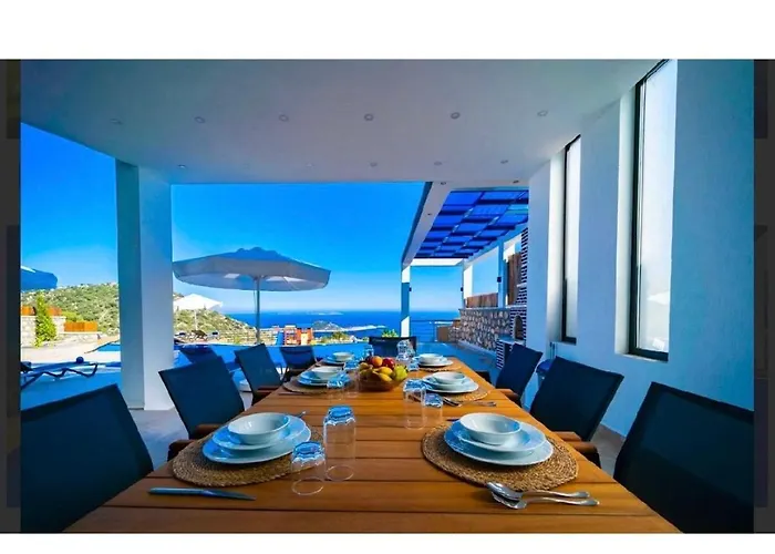 11 Kişilik Lüx Villa *