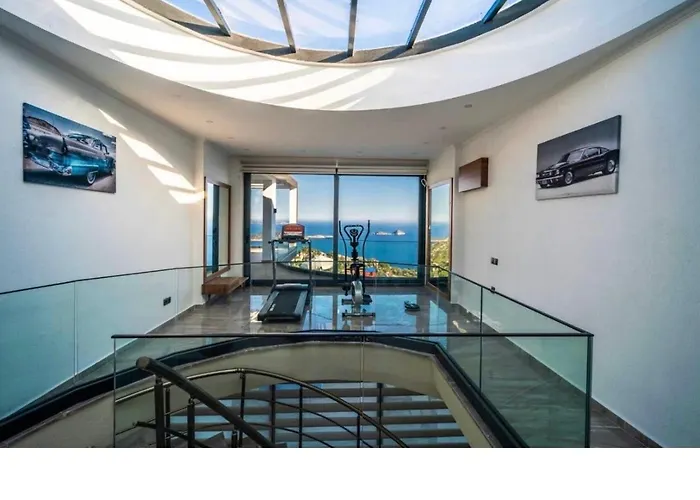 11 Kişilik Lüx Villa