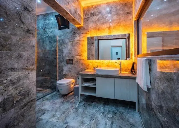 11 Kisilik Luex * Saribelen Adasi